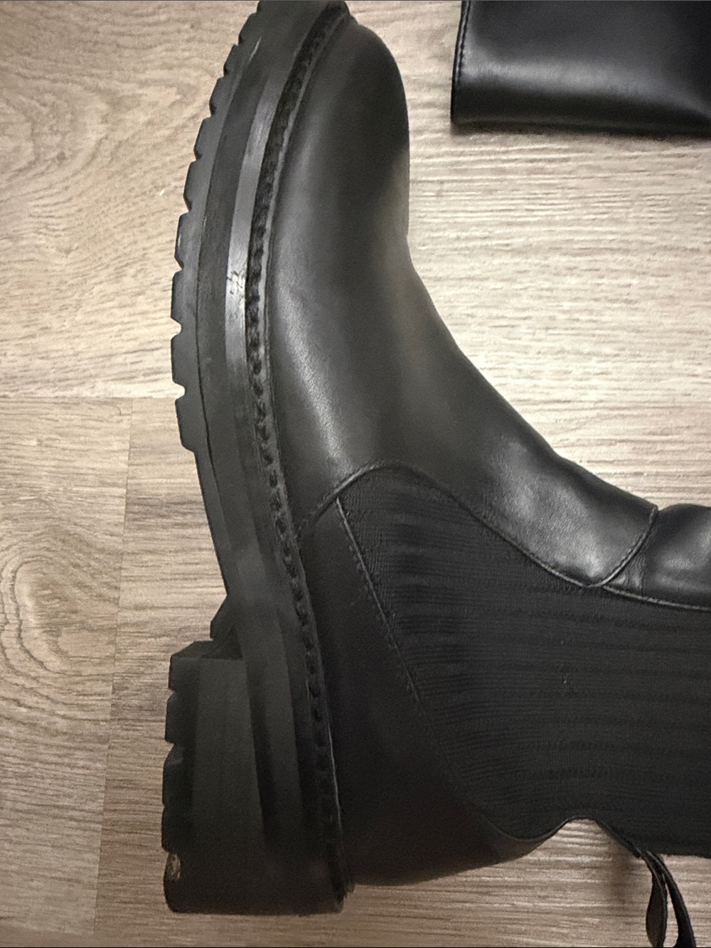Fendi Black Ribbed Over-the-Knee Leather Boots with Logo Trim - Picture 3 of 14